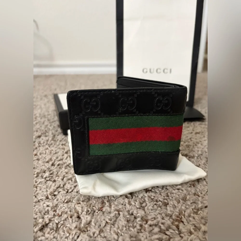 Gucci Black Card Holder with Signature Stripe